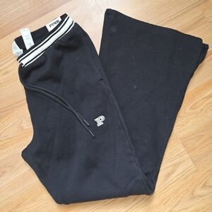 Victoria's Secret PINK Ivy Fleece FLARE Sweatpants - Small Short